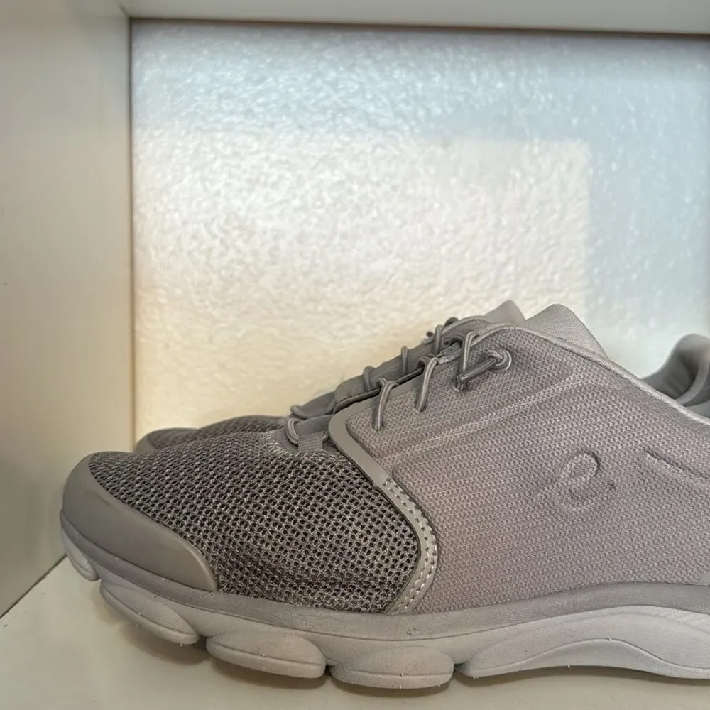 Easy Spirit Womens Comfort Lace Up Knit Walking Gray Athletic Slip On Sneakers